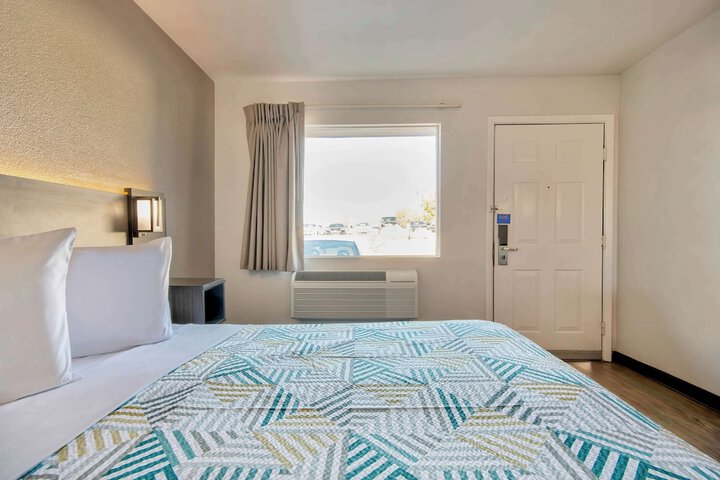 Room 7 of 26