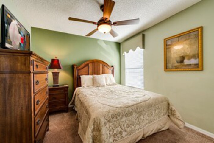 Room 186 of 272