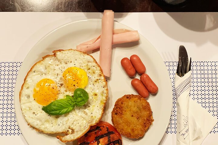 Breakfast/Coffee Service 38 of 53
