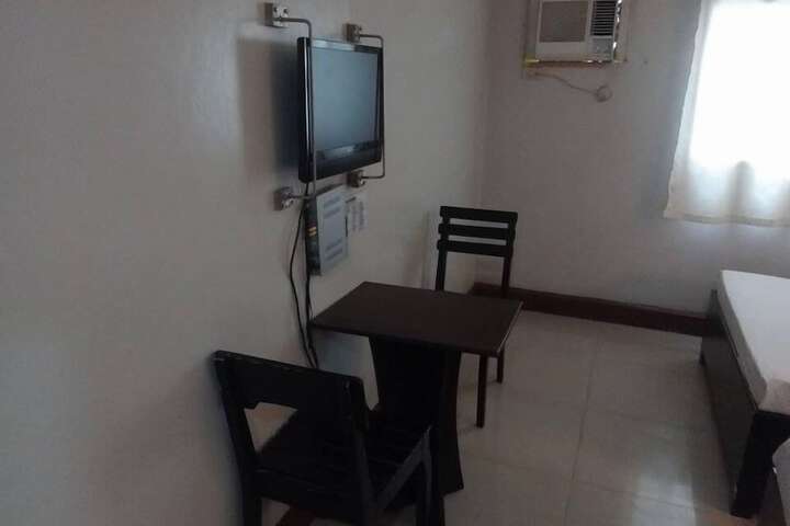 Room 52 of 94