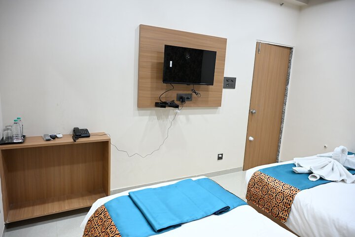 Room 11 of 21