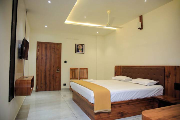 Room 4 of 68