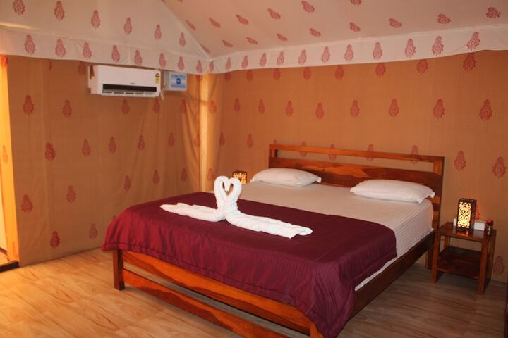 Room 34 of 105