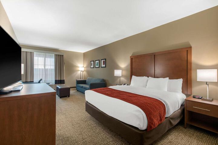 Standard | King Bed (17 of 24)