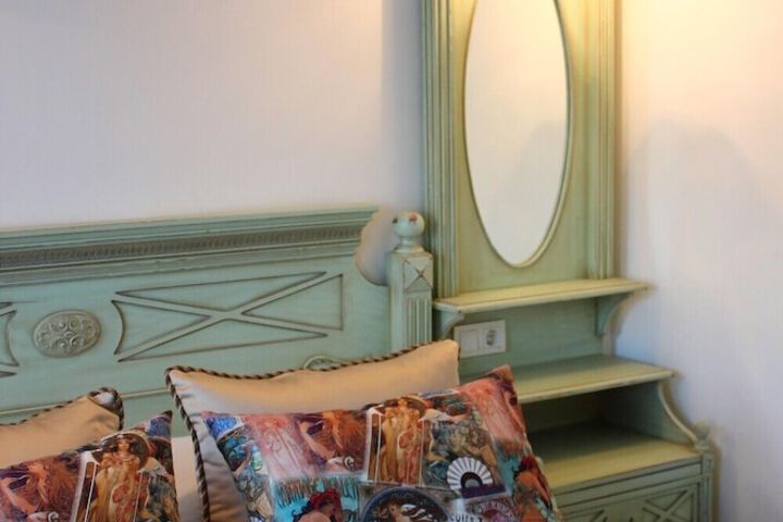 Room 28 of 80