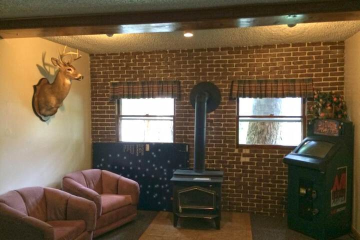 Room 6 of 23