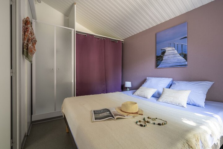 Room 25 of 120
