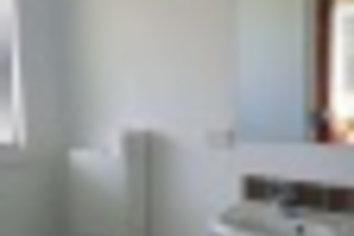 Room 76 of 96