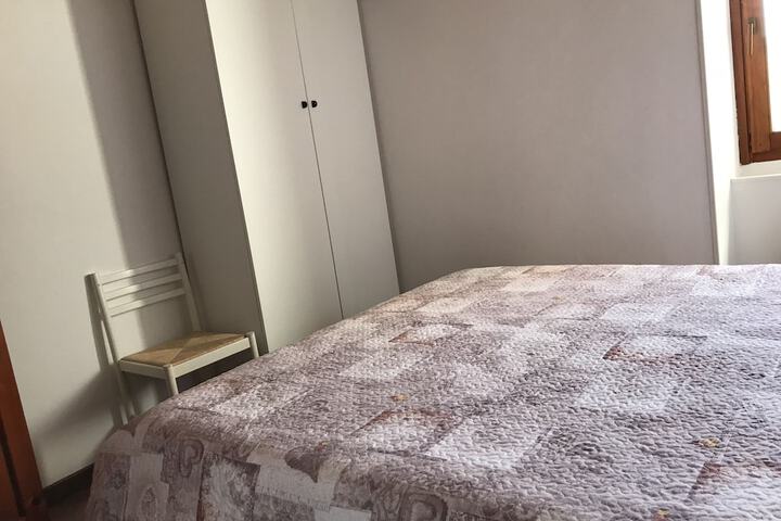 Room 14 of 79