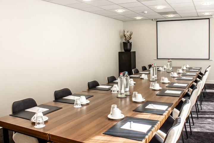 Meeting 33 of 42
