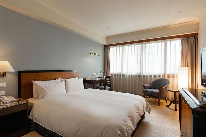 Room 20 of 64