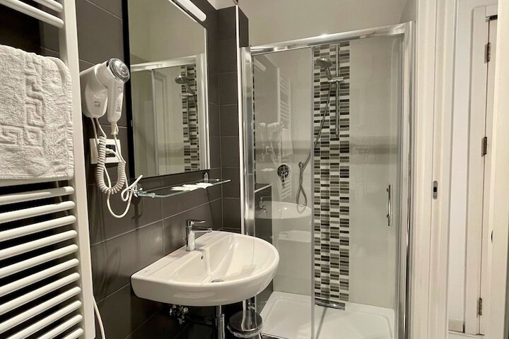 Room 20 of 50