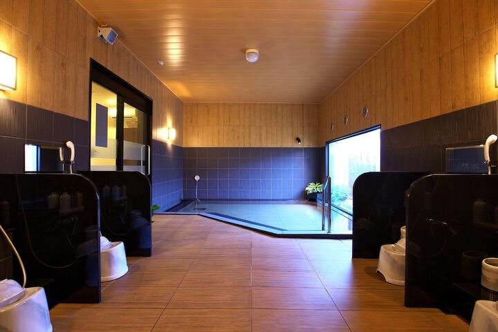 Room 20 of 33