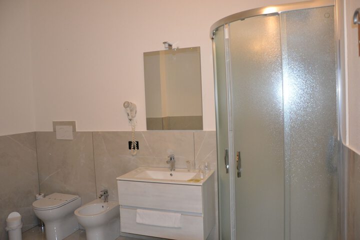 Room 18 of 39