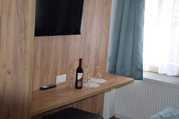 Room 18 of 35