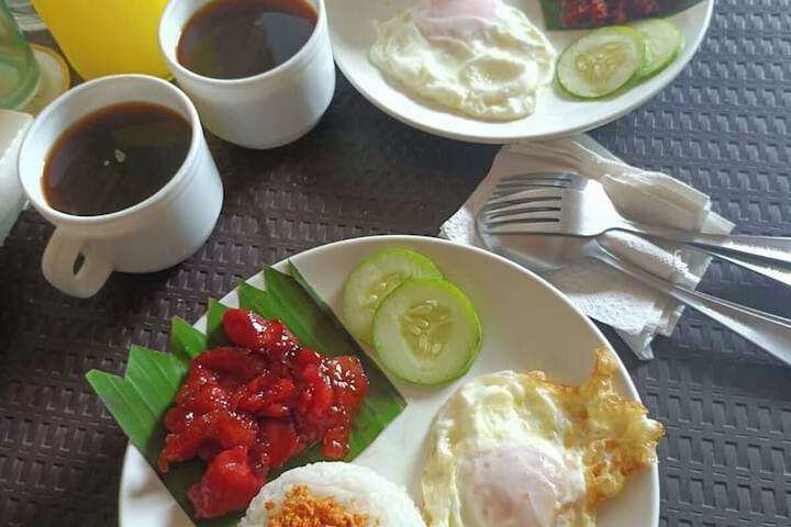 Breakfast/Coffee Service 89 of 112