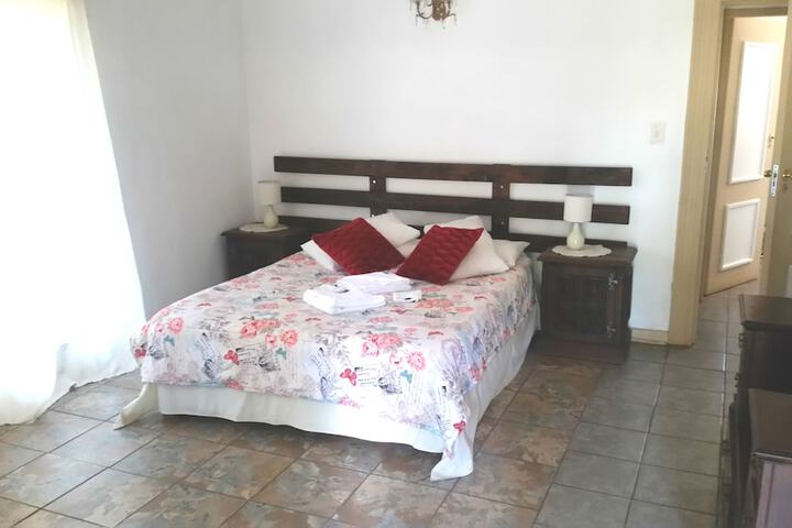 Room 4 of 23