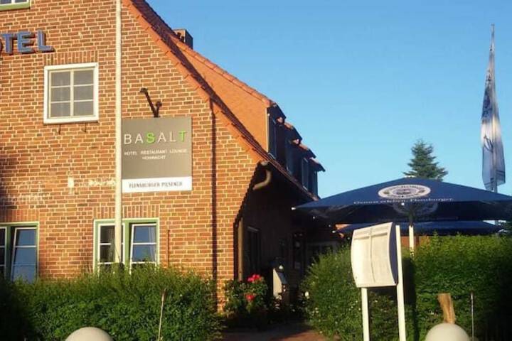 BASALT Hotel Restaurant Lounge in Hohwacht