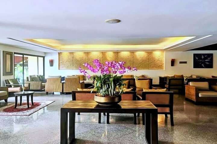 Hotel Interior 10 of 77