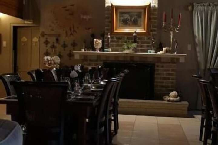 Dining 22 of 50