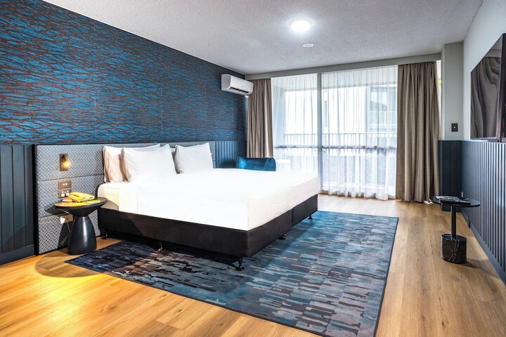 Room 13 of 113