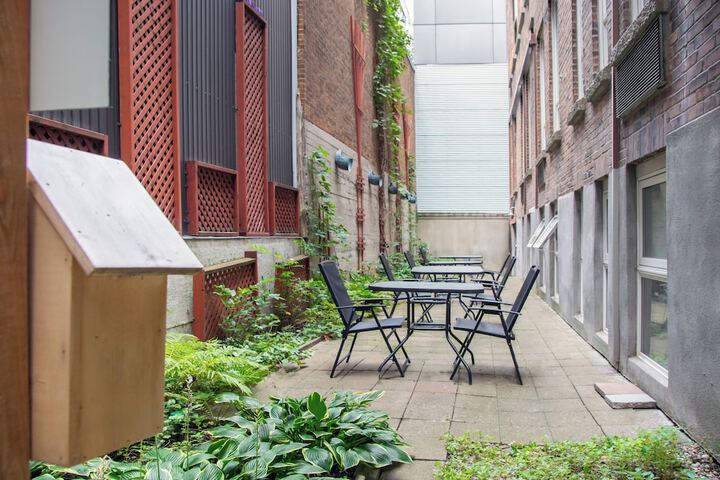 Hotel Exterior 33 of 33