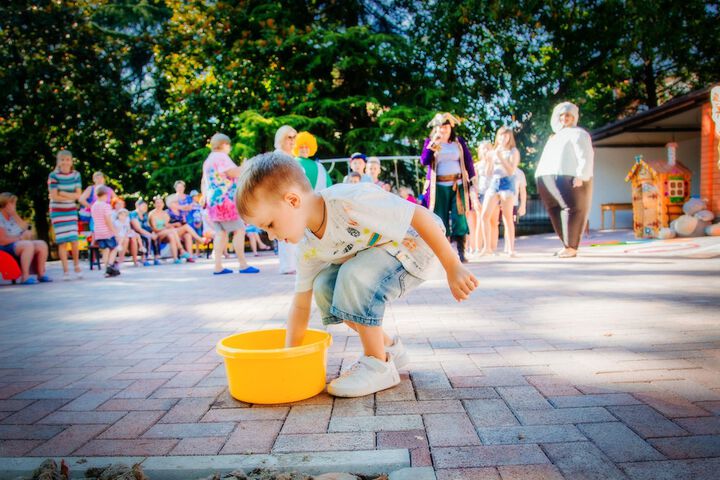 Childrens Activities 47 of 65