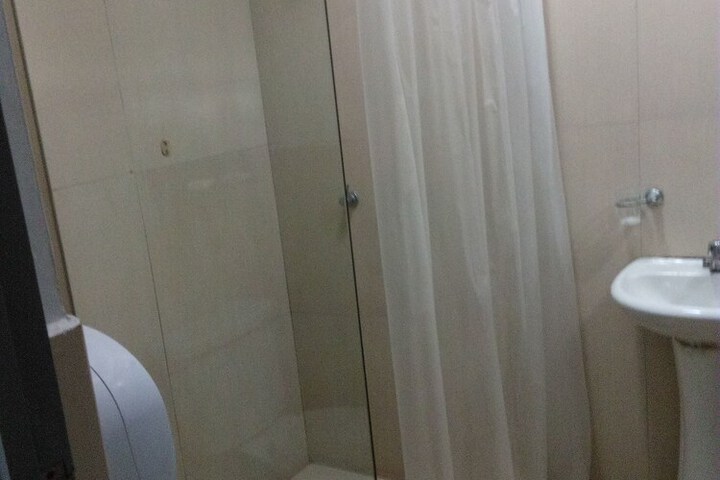 Room 18 of 31