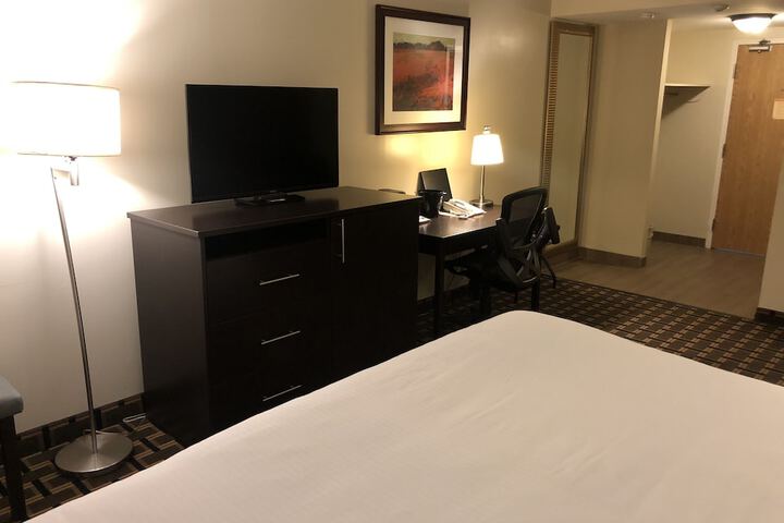 Room 21 of 42