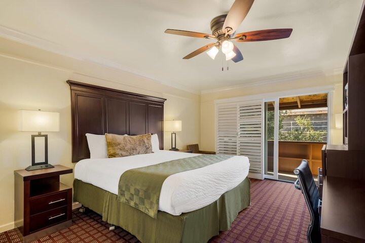 Room 28 of 54