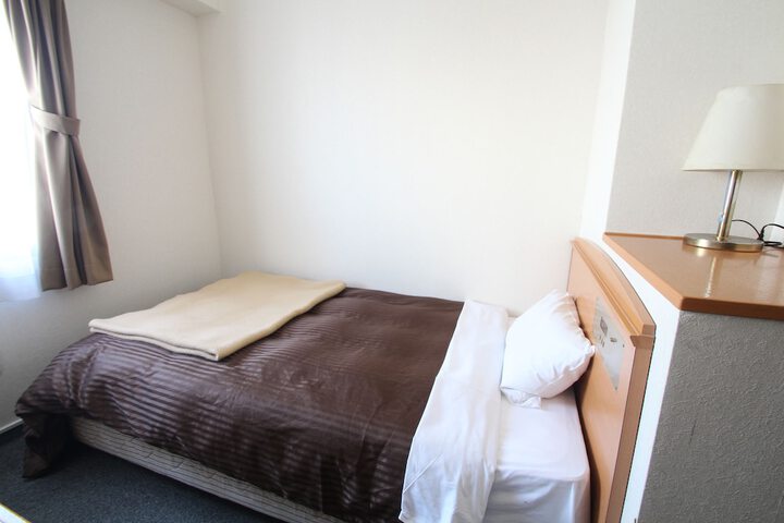 Room 21 of 99