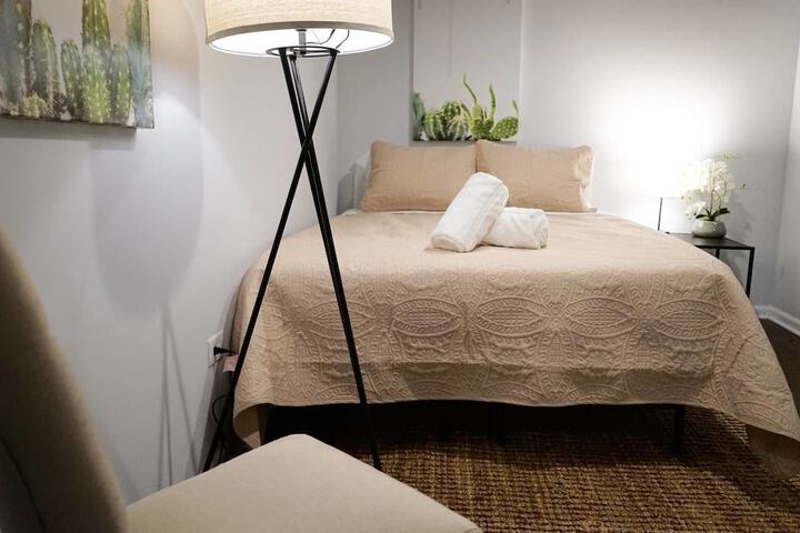 Room 2 of 19