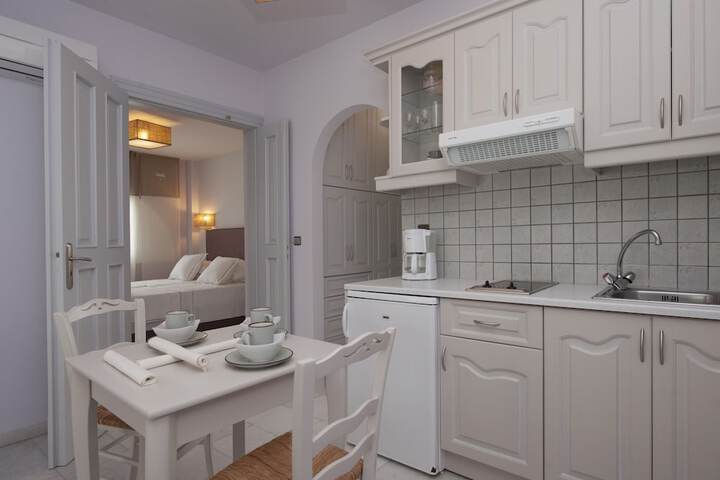 Dining Photos