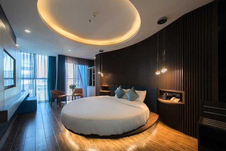 Room 14 of 130