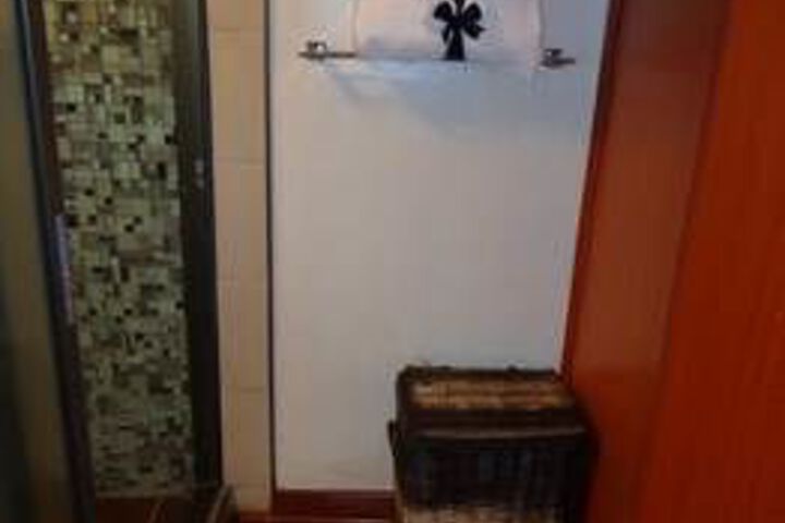 Room 3 of 15