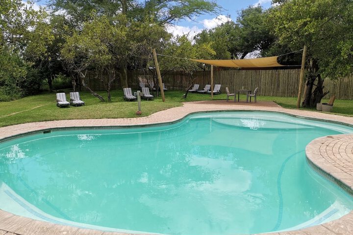 Pool 36 of 76