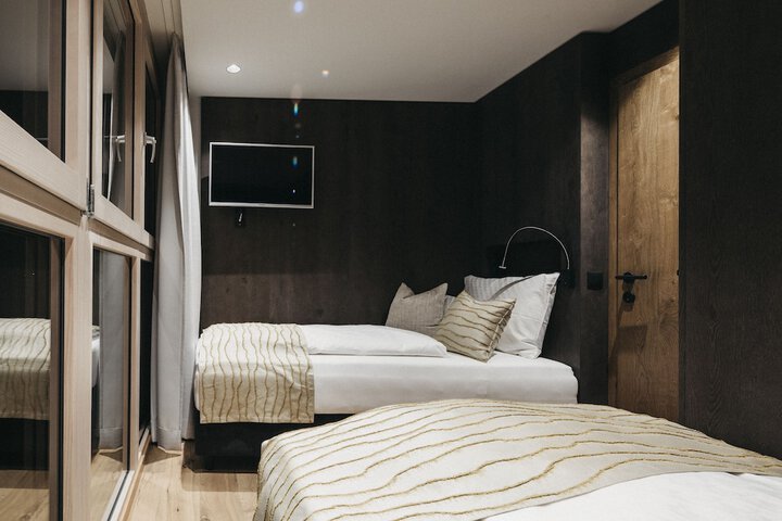 Room 17 of 139