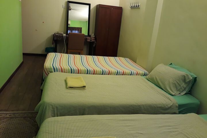Room 14 of 26