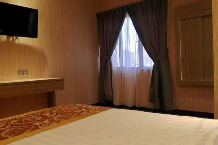 Room 12 of 45