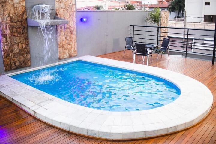 Pool 26 of 40
