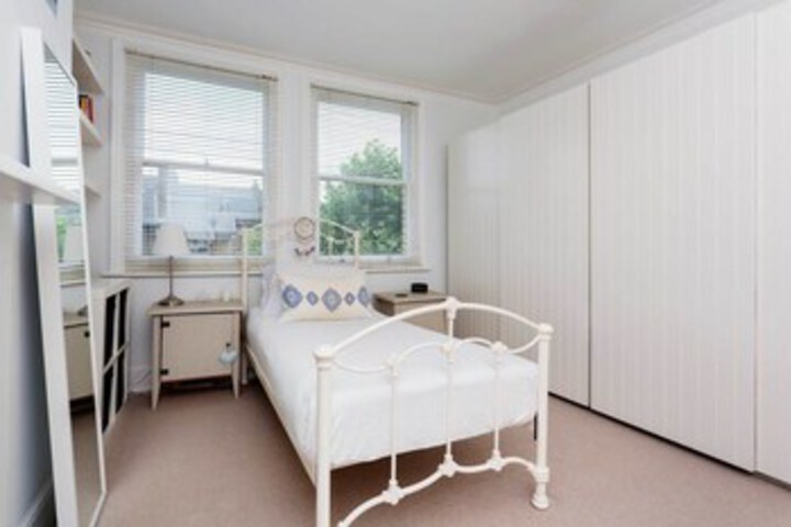 Room 19 of 37