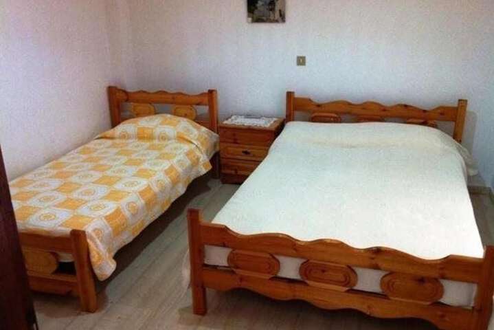 Room 3 of 61