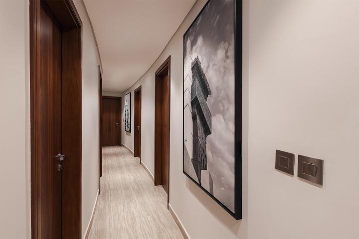 Room 13 of 125