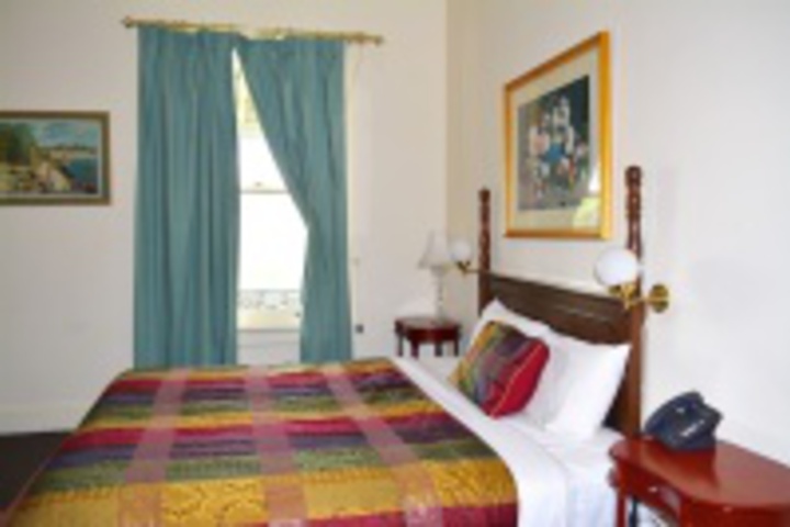 Room 690 of 768