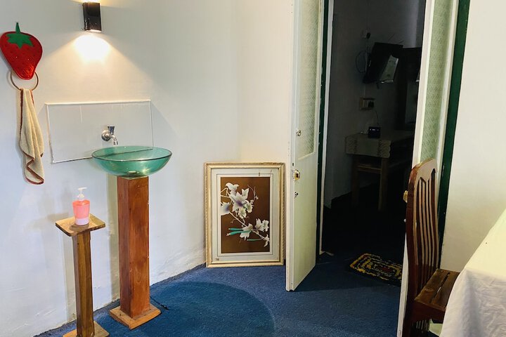 Room 12 of 29