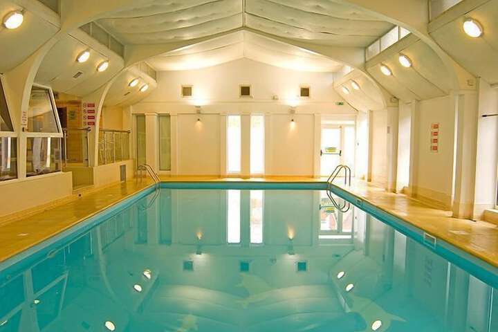 Pool 39 of 70