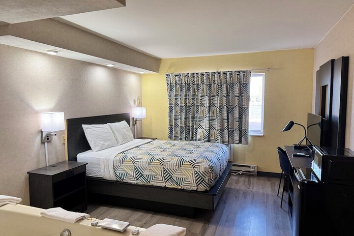 Room 19 of 40