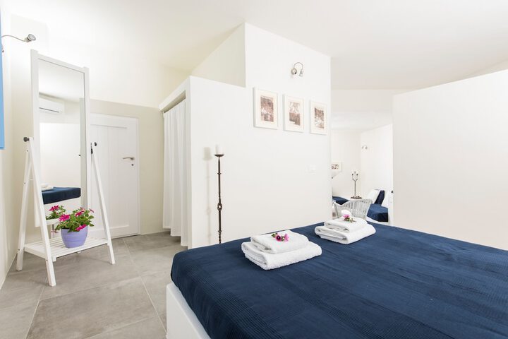 Room 14 of 231