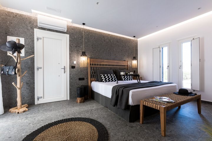 Room 12 of 62