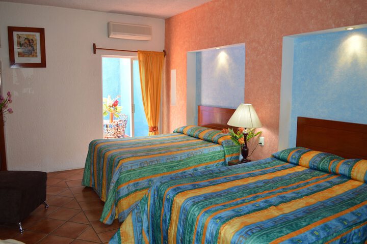 Room 8 of 29